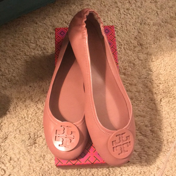 Tory Burch Shoes - NWOT. Tory Burch Minnie Flats size 11❤️